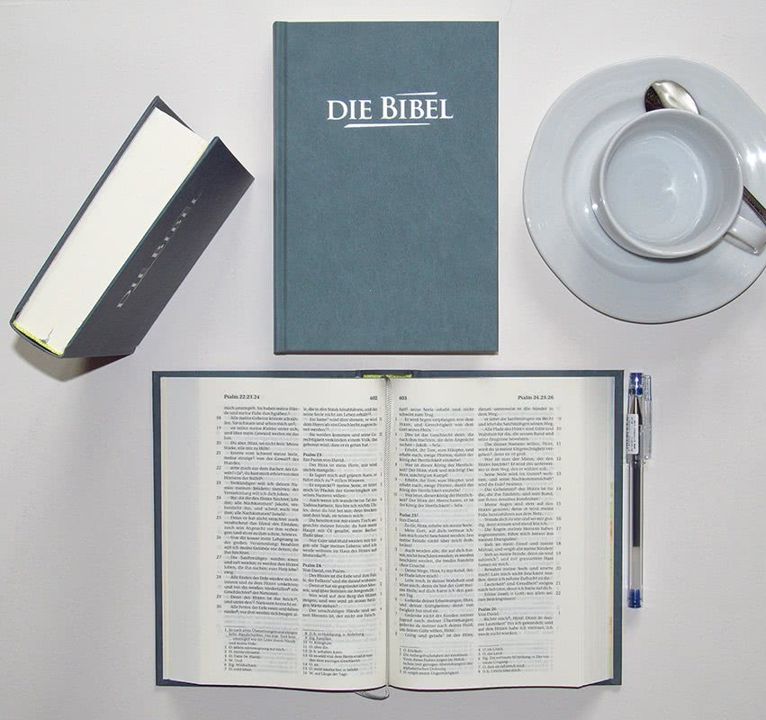 Christliche Schriftenverbreitung-Bibel, Elberfelder, Hückeswagen, Taschen, grau, Hardcover_2942352_1 Christliche Schriftenverbreitung-Bibel, Elberfelder, Hückeswagen, Taschen, grau, Hardcover_2942352_