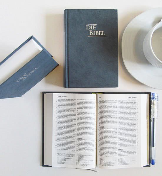 Beröa-Verlag-Bibel, Elberfelder, Hückeswagen, Pocket, grau-blau_2942940_1 Beröa-Verlag-Bibel, Elberfelder, Hückeswagen, Pocket, grau-blau_2942940_